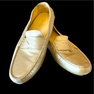 Cole Hahn Evelyn gold driving shoes, size 11.